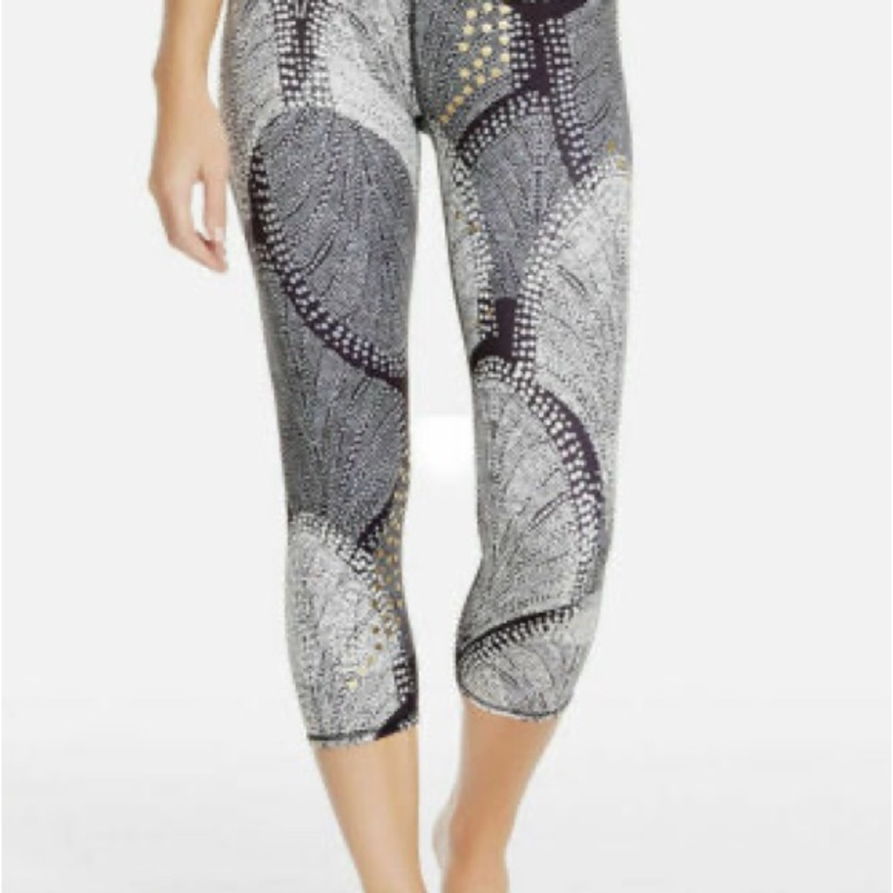 Fabletics Salar Legging Foiled Flurry Print Metallic Gold Polka Dots